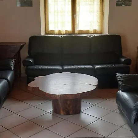 En Auvergne Au Coeur Du Parc Livradois Forez Prázdninový dům *